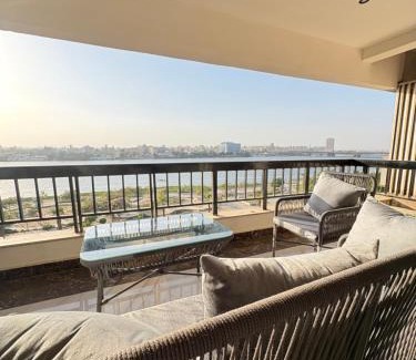 Cairo Apartment | شقة على النيل مطله على ممشى اهل مصر