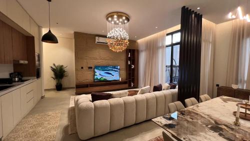 Qurtubah Apartment | شقة فاخرة بمسبح ونادي رياضي