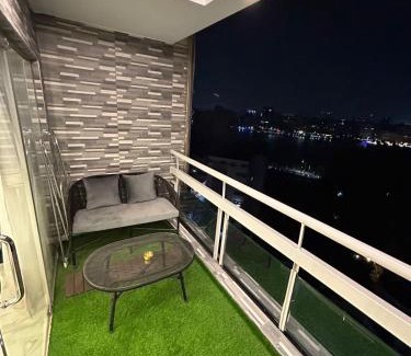 Oula Apartment | شقة فندقية على النيل