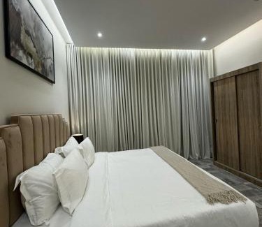 Jeddah Apartment | شقة فندقية من غرفة و صالة