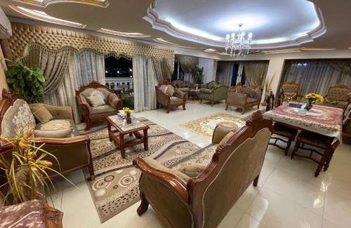 Port Said Apartment | شقة مطلة علي قناة السويس701