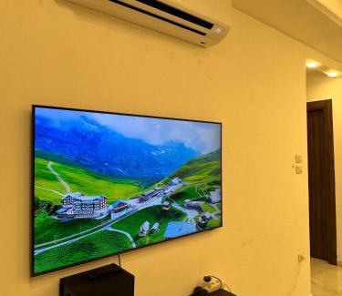 Al Jubeiha Apartment | شقة مفروشه فاخرة للايجار الاردن عمان