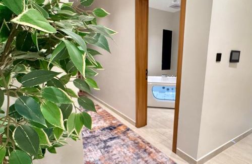 Al Khobar Apartment | شقة مودرين بجاكوزي واطلالة على البحر