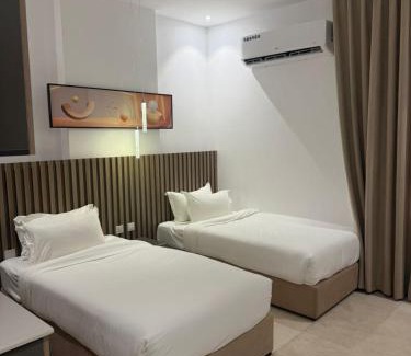 Mirbat Apartment | شقق الراحة في مراسي مرباط