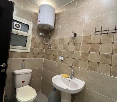 Pyramids Gardens Apartment | شقه ساحرة بجوار أهرامات الجيزة مثالية للعائلات والأزواج والعُزّاب منفردين