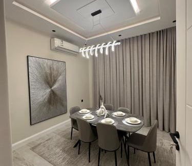 Riyadh Apartment | شقه فندقيه 2فاخره بمدخل خاص وجلسه خارجيه وثلاث غرف نوم