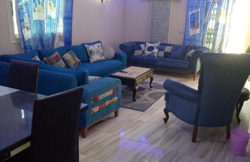 Al Duqqi Apartment | شقه فندقيه1
