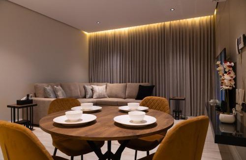Riyadh Apartment | شقه 7فاخره ثلاث غرف نوم وجلسه خارجيه