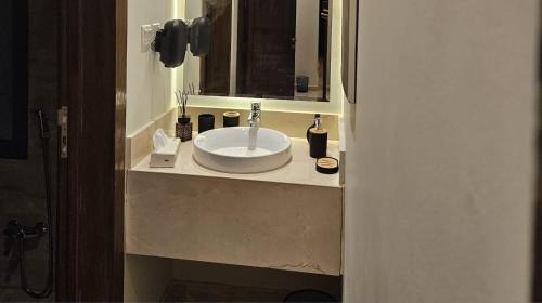 Riyadh Apartment | غرفه فاخره 2
