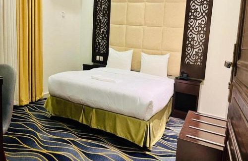 Qurish Street Hotel | فندق المهاجر للشقق المخدومة بالبوادي