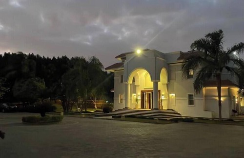 Oula House | قصر 5 غرف خارج كمبوند