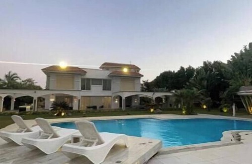 Oula House | قصر 5 غرف خارج كمبوند