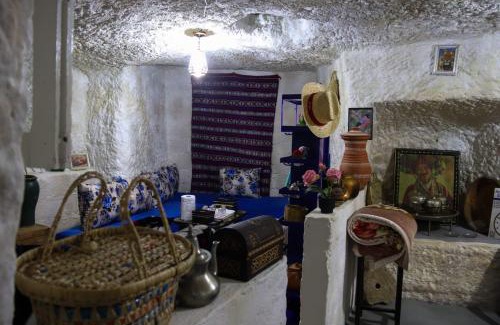 Bhalil Apartment | كهوف يحيى للسياحة والمبيت البهاليل