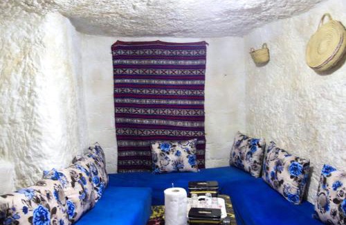 Bhalil Apartment | كهوف يحيى للسياحة والمبيت البهاليل