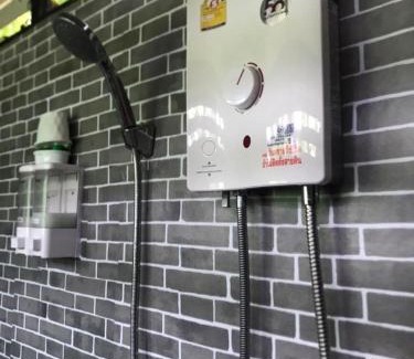 Ban Na San House | บ้านชมธาร บ้านสวนสราญชล
