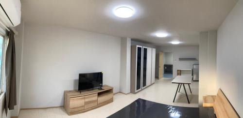 Bang Na Apartment | บ้านศรีแบริ่ง