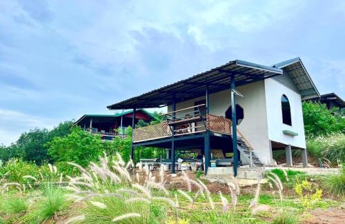 Phu Ruea House | บ้าน มองดูหมอก