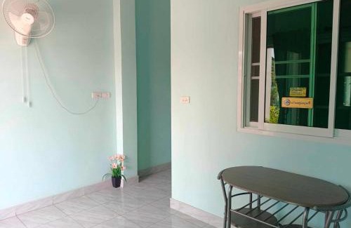 Nong Phai Hotel | สุพัตราอพาร์ทเม้นท์นาเฉลียง