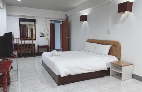 Bang Na Hotel | โรงแรมวินบางนา Win Bangna Hotel