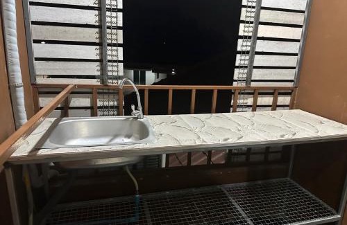 Amnat Charoen Hotel | โรงแรมเพ็ญพิศ