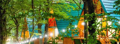Mtskheta House | კოტეჯები ჩრდილში - Cottages in the shade