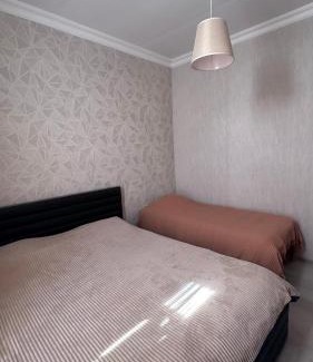 Ambrolauri House | საოჯახო სასტუმრო რაჭაში