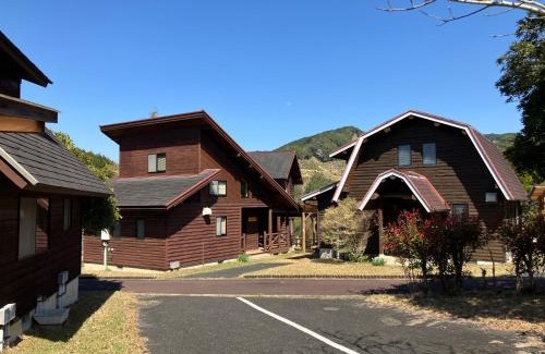 Saiki House | うめキャンプ村