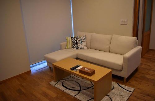 Hakuba Apartment | コテージ nakara