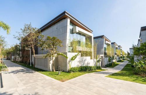 Lingshui Apartment | 三亚海棠湾蔚蓝海湾公寓