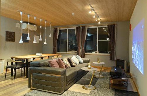 Chuo-ku Apartment | 丹羽邸