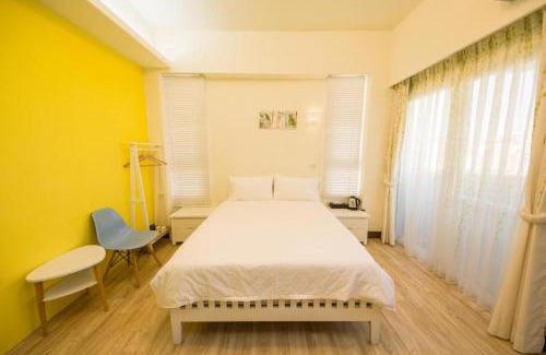 Taitung City Centre Bed & Breakfast | 台東市區 森白屋 六人 八人 十二人 包棟民宿