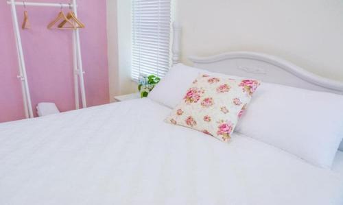 Taitung City Centre Bed & Breakfast | 台東市區 森白屋 六人 八人 十二人 包棟民宿