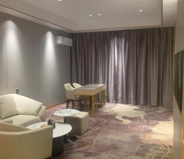 Lusaka Hotel | 太阳城酒店 SUNCITY Hotel