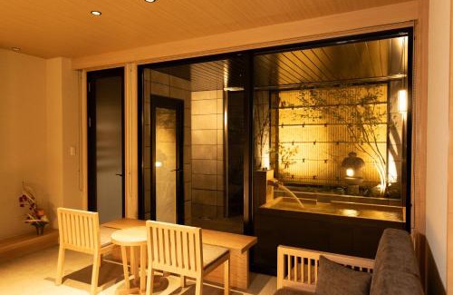 Nara Hotel | 奈良旅館別館 Sweet 螢 源