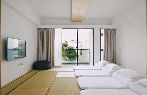 Anping House | 安平9n碧木嶼-檜木浴缸蒸氣防-電梯豪宅-停車方便-包棟電動麻將-戲水池-半露天烤肉-8人包棟專案