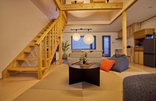 Azagawa Villa | 富士暁月湖凪Konagi