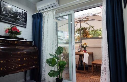 Seogyo-dong Apartment | 弘大独栋豪华大房间一楼 机场地铁直达 3分钟步行地铁站 Hongdae, Airport Express,metro 3min,Big partyhouse 1st floor