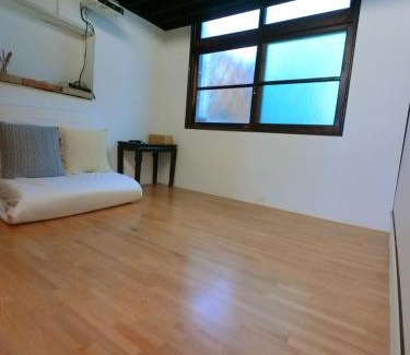 West Central District House | 想起天井老宅民宿Thinking Homestay