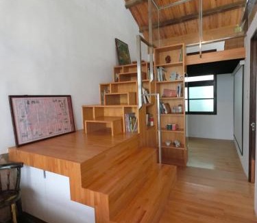 West Central District House | 想起天井老宅民宿Thinking Homestay