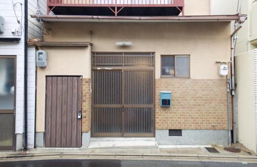 Nagawa Apartment | 東月光町戸建て