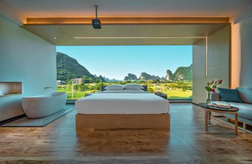 Ten Mile Gallery Hotel | 桂林良宿 LS Hotel Guilin Liangsu