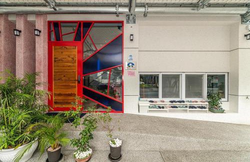 Suao House | 睡海邊包棟民宿 sleep on beach B&B