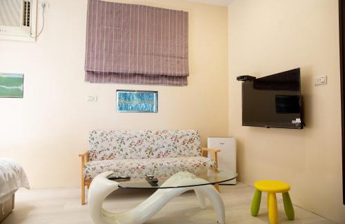 Jiaoxi House | 礁溪-泡在田裡-溫泉包棟民宿