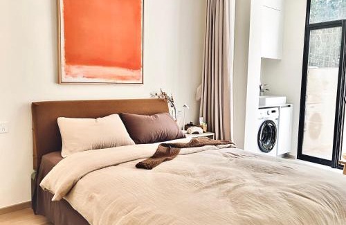 Changning Apartment | 禅茶庭院两居室2-Bedroom Apart ment With Garden