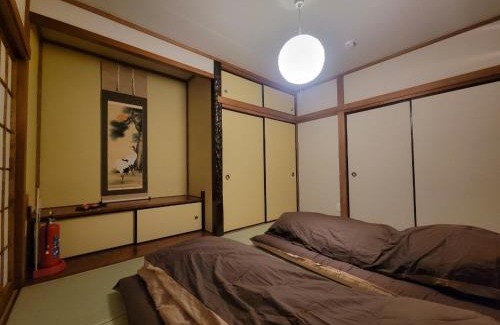 Funabashi House | 華の宿