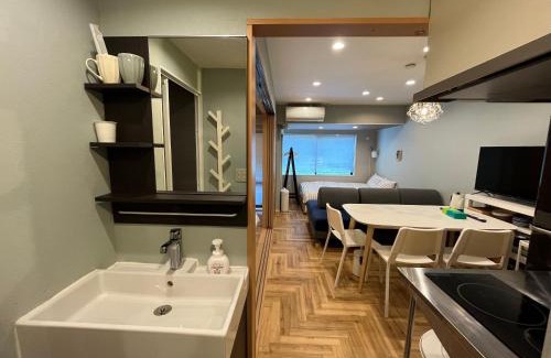 Akasaka Apartment | 赤坂マンスリーマンション