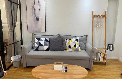 Yuzhong Apartment | 重庆云山民宿Clouds B&B in Jiefangbei