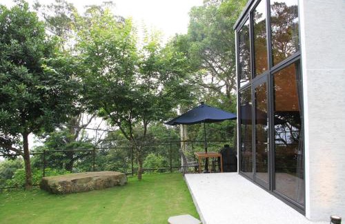 Emei Cabin | 雲彩小屋Clouds Camping House