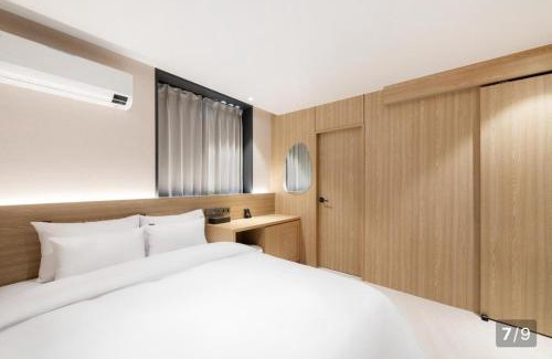 Suncheon Hotel | 브라운도트호텔광양덕례점