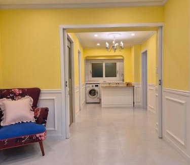 Sokcho Villa | 산아래